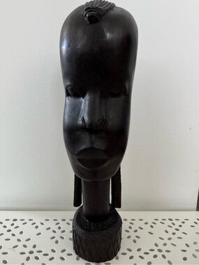 Vintage Hand-carved Ebony Bust made in Kenya 🇰🇪